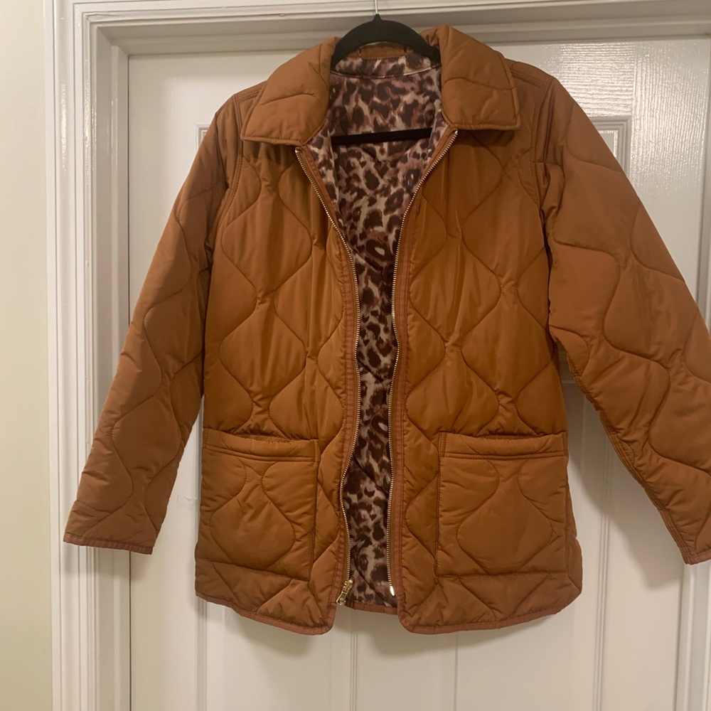 Issac mizrahi live reversible puffer jacket, caramel then animal print, EUC